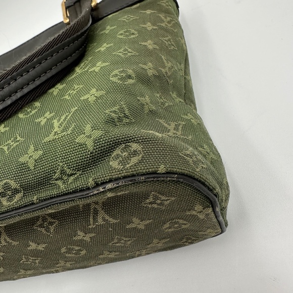 Louis Vuitton Mini Lin Bag - Picture 11 of 14